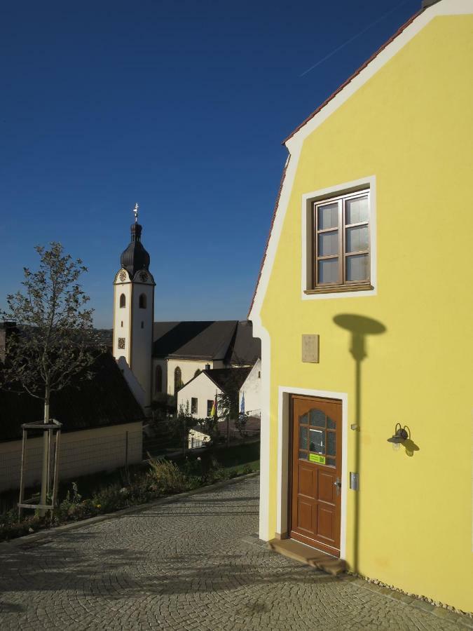 Ferienwohnung Am Blasturm ชวานดอร์ฟ อิน บาเยิร์น ภายนอก รูปภาพ